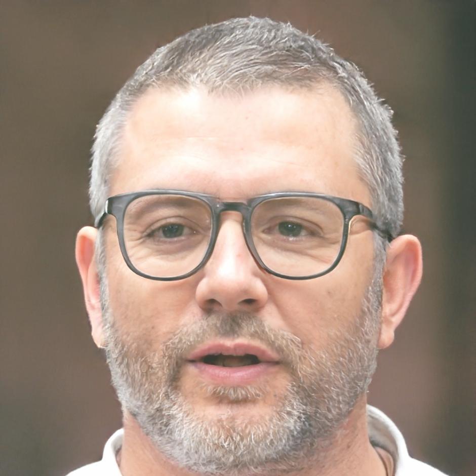 Marcus Rothwell, Senior Financial Strategy Consultant